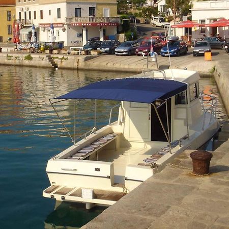 Apartments In Silo/Insel Krk 13430 المظهر الخارجي الصورة