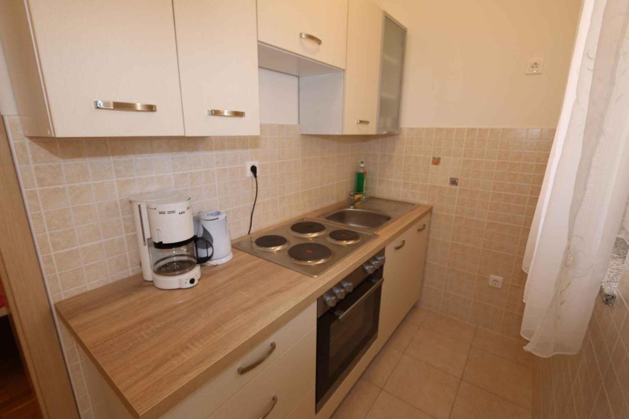 Apartments In Silo/Insel Krk 13430 المظهر الخارجي الصورة