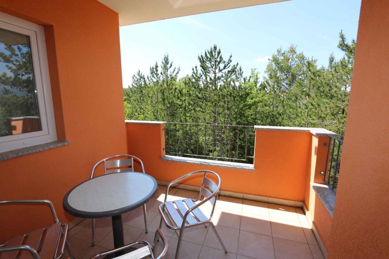 Apartments In Silo/Insel Krk 13430 المظهر الخارجي الصورة