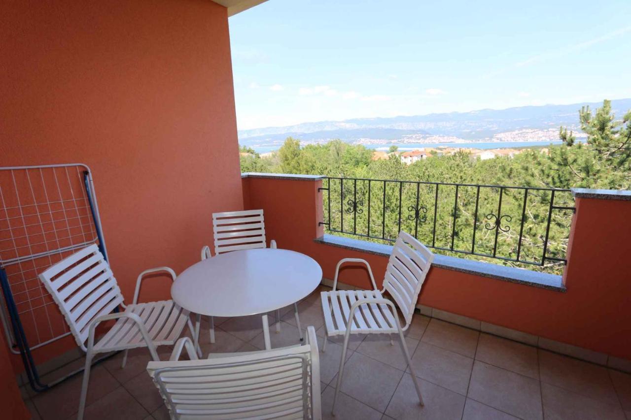 Apartments In Silo/Insel Krk 13430 المظهر الخارجي الصورة