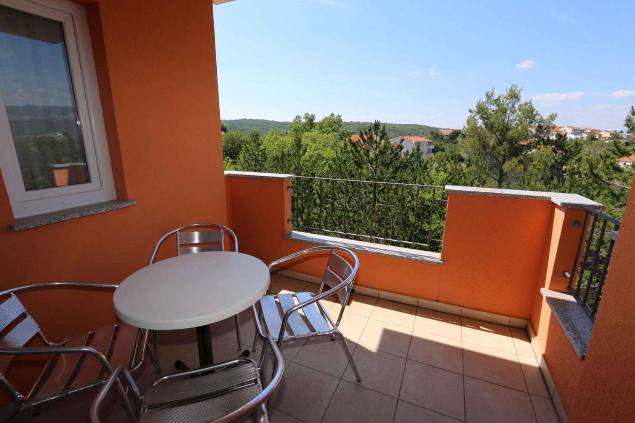 Apartments In Silo/Insel Krk 13430 المظهر الخارجي الصورة
