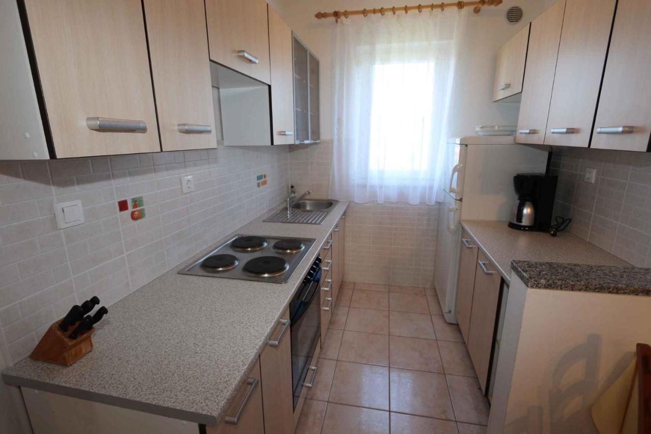 Apartments In Silo/Insel Krk 13430 المظهر الخارجي الصورة